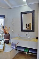 Foxy Crocodile Bush Lodge & Kruger Safari's - No Loadshedding