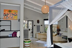 Foxy Crocodile Bush Lodge & Kruger Safari's - No Loadshedding