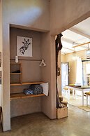 Foxy Crocodile Bush Lodge & Kruger Safari's - No Loadshedding