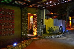 Foxy Crocodile Bush Lodge & Kruger Safari's - No Loadshedding