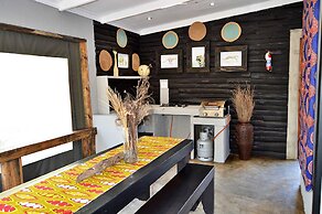 Foxy Crocodile Bush Lodge & Kruger Safari's - No Loadshedding