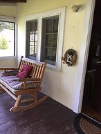 Maple Grove Cottages