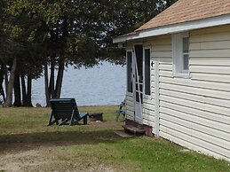 Maple Grove Cottages