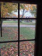 Maple Grove Cottages