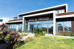 House of Trestles - Hostel