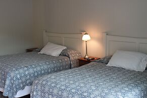 Catskill Seasons Inn