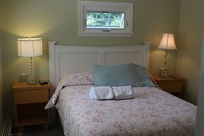 Catskill Seasons Inn