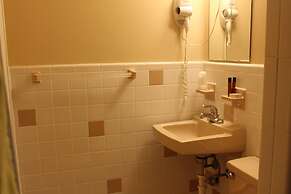 Catskill Seasons Inn