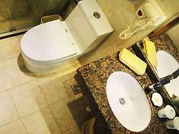 GreenTree Inn Qingdao Development District SDUST Express Hotel