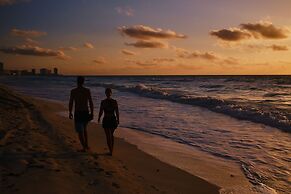 Hotel NYX Cancun All Inclusive