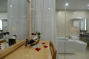 Blue Hanoi Inn City Hotel
