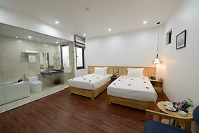 Blue Hanoi Inn City Hotel
