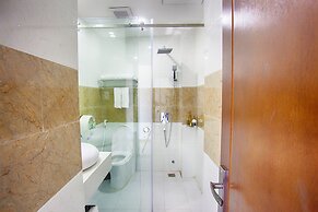 Pariat River Front Hotel