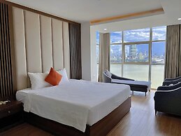 Pariat River Front Hotel