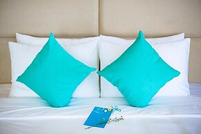 Pariat River Front Hotel