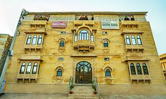 Hotel Marina Mahal