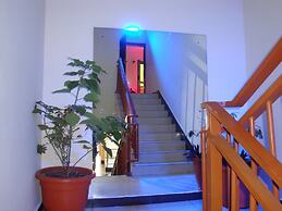 Golden Zambezi Lodge