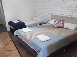 Paradise Lodge Motel