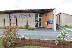 The Originals City, Hôtel Albizia