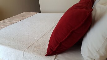 Ileri Hotel & Apartments