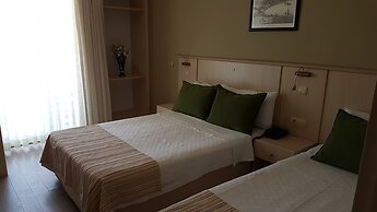 Ileri Hotel & Apartments