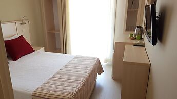 Ileri Hotel & Apartments