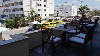 Ileri Hotel & Apartments