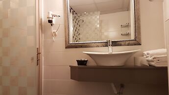 Ileri Hotel & Apartments