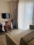 Ileri Hotel & Apartments