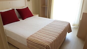 Ileri Hotel & Apartments