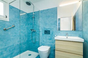 Liiiving in Algarve Alvor Blue Villa