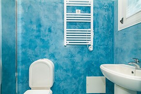 Liiiving in Algarve Alvor Blue Villa