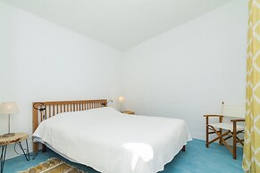 Liiiving in Algarve Alvor Blue Villa