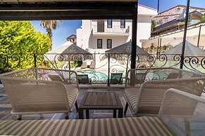 Cunda House Kucuk Otel