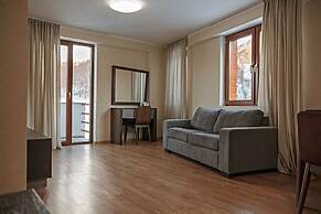 Orbi Palace Hotel & Suites