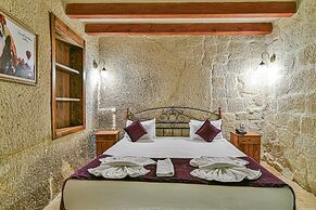 Elegance Cave Suites