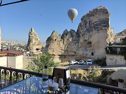 Elegance Cave Suites