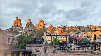 Elegance Cave Suites