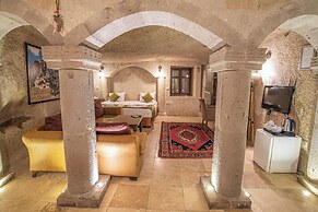 Elegance Cave Suites