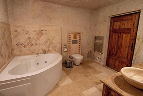 Elegance Cave Suites
