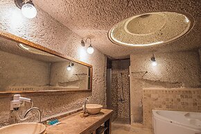 Elegance Cave Suites