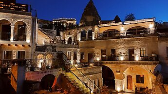 Elegance Cave Suites