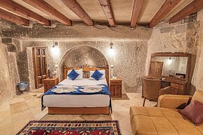 Elegance Cave Suites