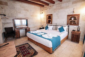 Elegance Cave Suites