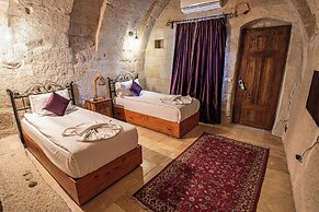 Elegance Cave Suites