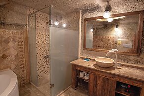 Elegance Cave Suites