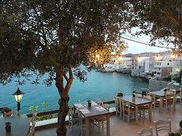 Electra Syros Boutique Hotel
