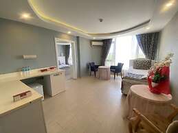 Firuze Beyaz Saray Otel