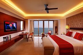 Sanya Seacube Holiday Hotel