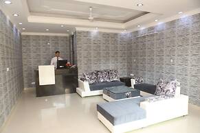 Mint City Center Suites